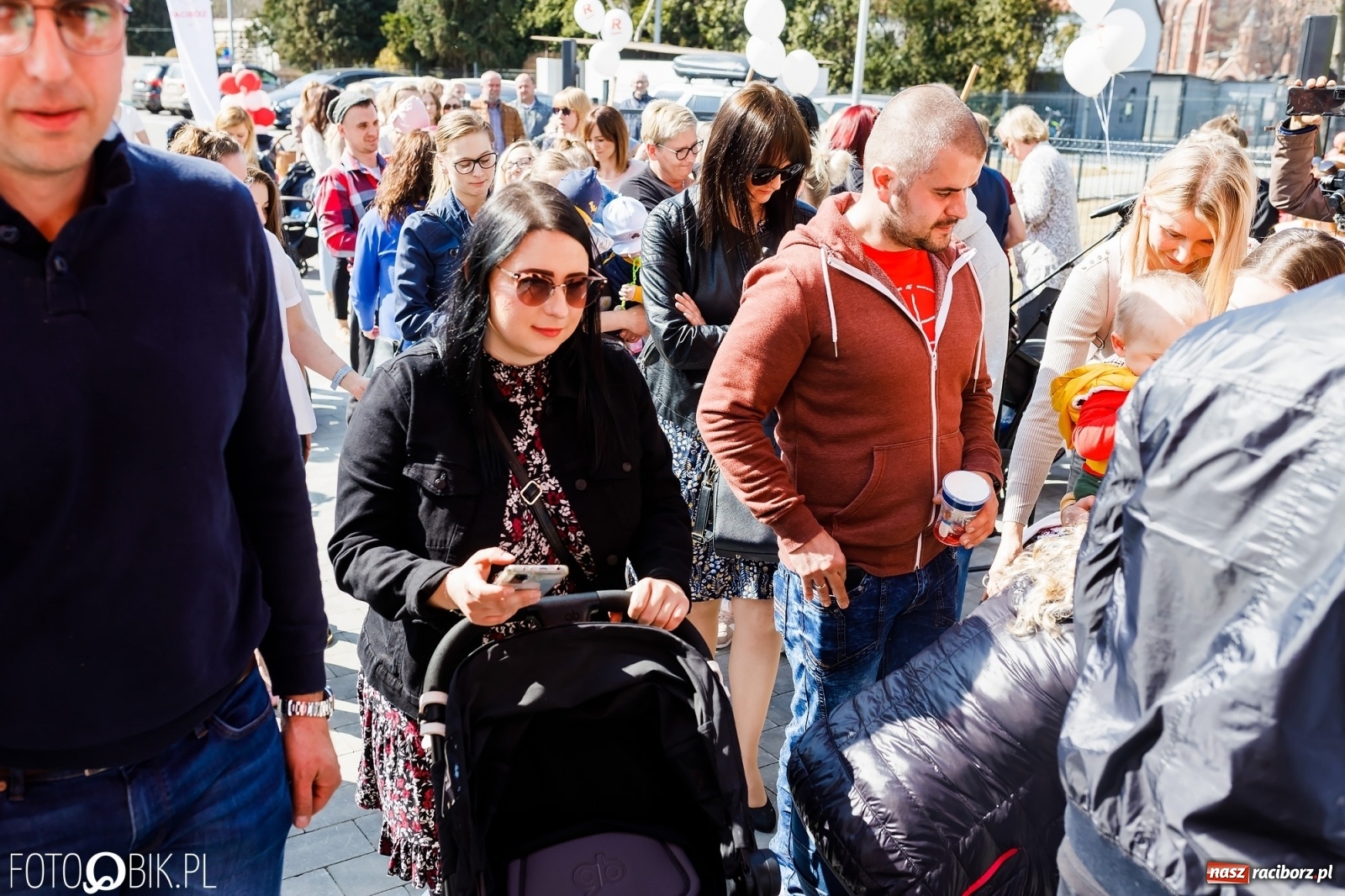 Zdjęcie w galerii na portalu naszraciborz.pl: Spełniona obietnica i superbohater w pelerynie, czyli prezydent i naczelnik otwierają żłobek wiadomości z regionu