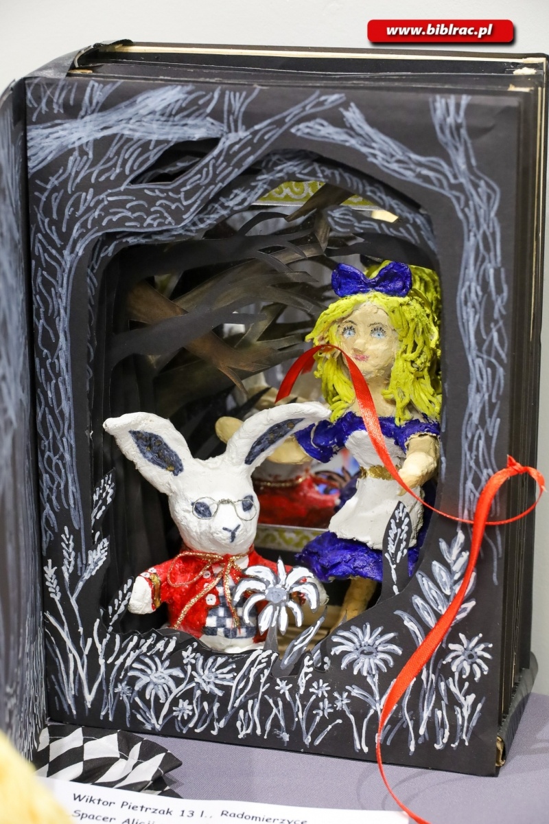 Zdjęcie w galerii na portalu naszraciborz.pl: 906 uczestników wzięło udział w Ogólnopolskim Konkursie Plastycznym Alicja w Krainie Czarów wiadomości z regionu