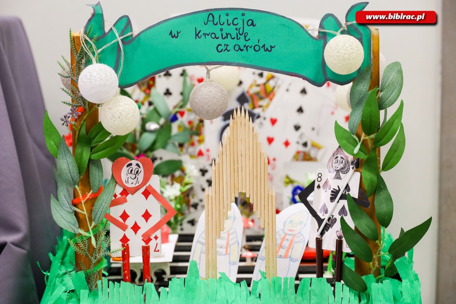 Zdjęcie w galerii na portalu naszraciborz.pl: 906 uczestników wzięło udział w Ogólnopolskim Konkursie Plastycznym Alicja w Krainie Czarów wiadomości z regionu