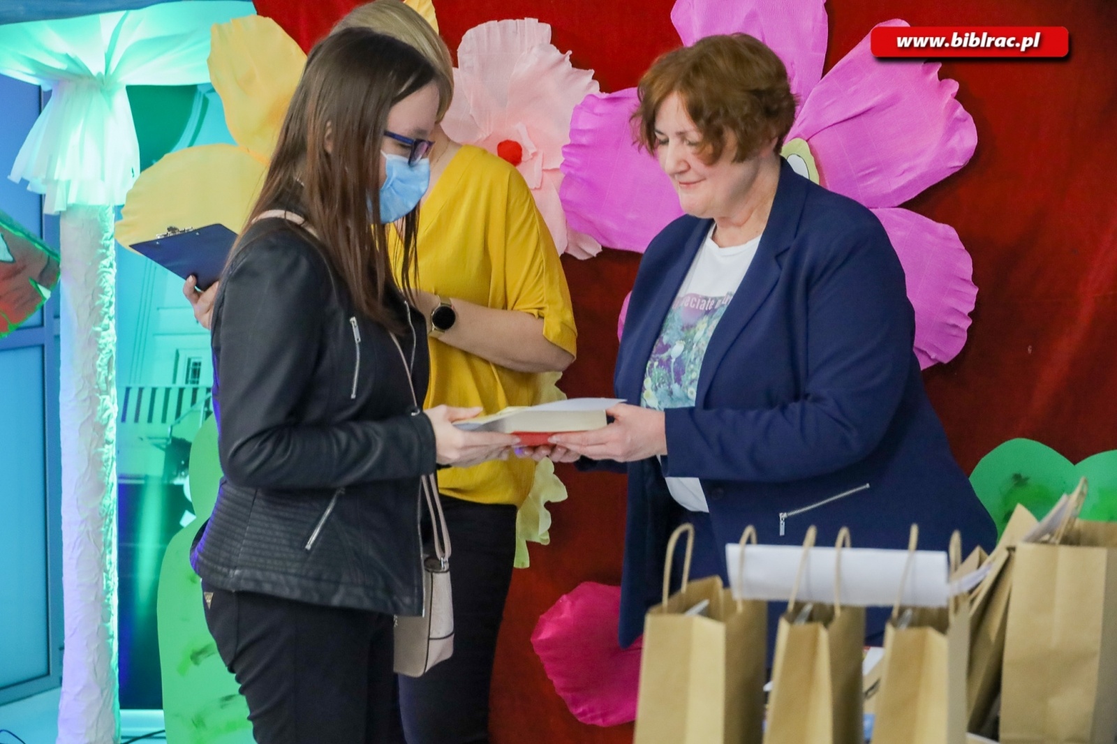 Zdjęcie w galerii na portalu naszraciborz.pl: 906 uczestników wzięło udział w Ogólnopolskim Konkursie Plastycznym Alicja w Krainie Czarów wiadomości z regionu