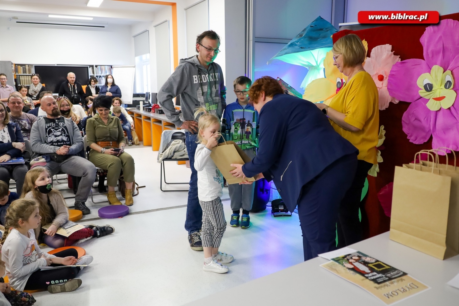 Zdjęcie w galerii na portalu naszraciborz.pl: 906 uczestników wzięło udział w Ogólnopolskim Konkursie Plastycznym Alicja w Krainie Czarów wiadomości z regionu