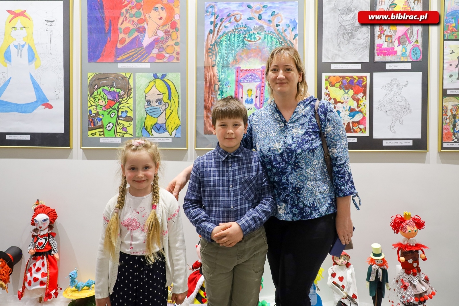 Zdjęcie w galerii na portalu naszraciborz.pl: 906 uczestników wzięło udział w Ogólnopolskim Konkursie Plastycznym Alicja w Krainie Czarów wiadomości z regionu