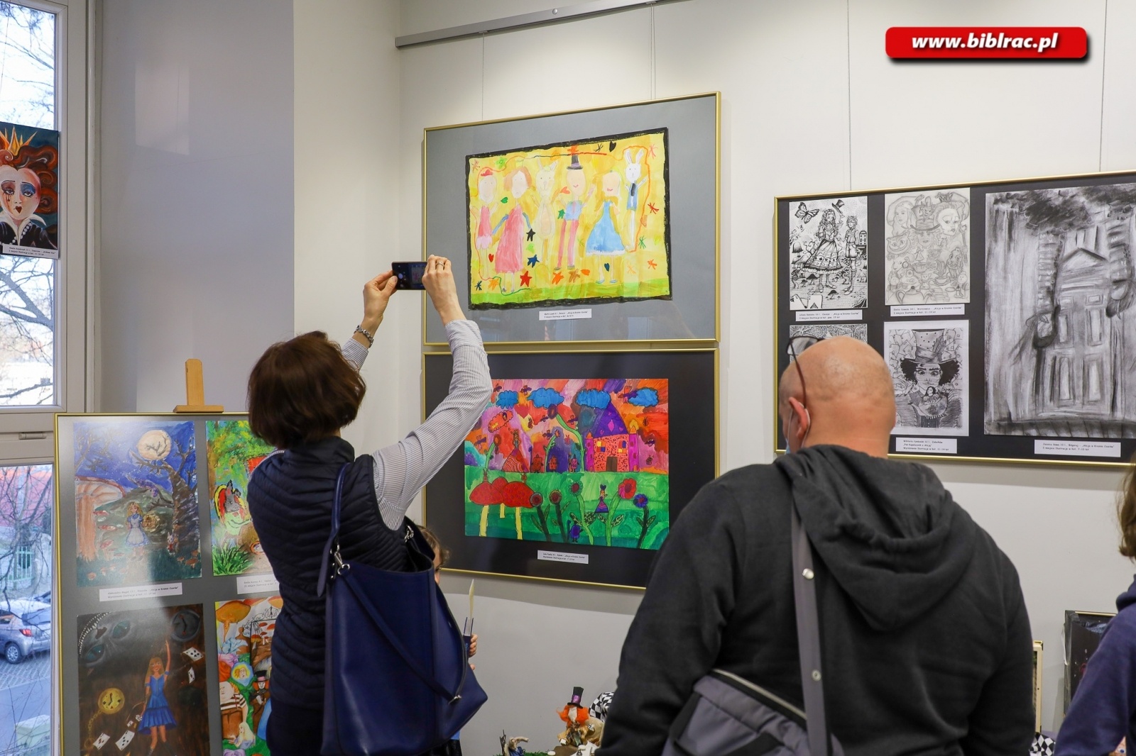 Zdjęcie w galerii na portalu naszraciborz.pl: 906 uczestników wzięło udział w Ogólnopolskim Konkursie Plastycznym Alicja w Krainie Czarów wiadomości z regionu