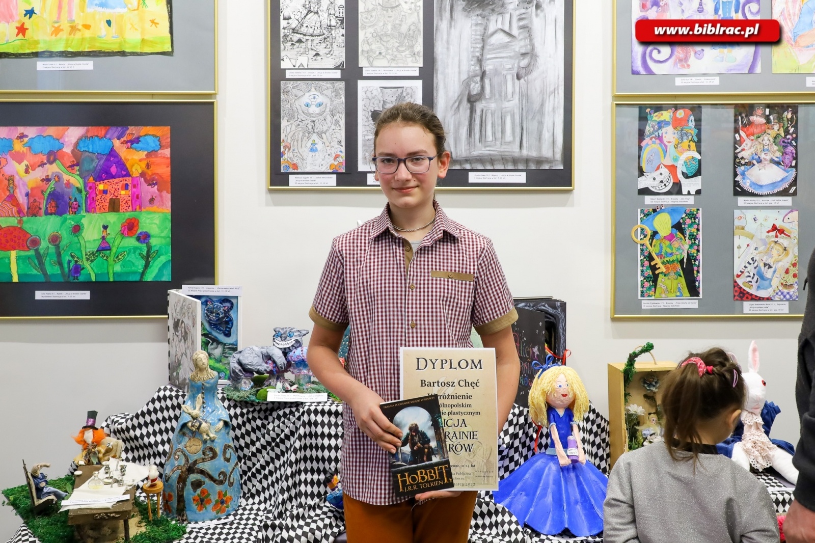 Zdjęcie w galerii na portalu naszraciborz.pl: 906 uczestników wzięło udział w Ogólnopolskim Konkursie Plastycznym Alicja w Krainie Czarów wiadomości z regionu