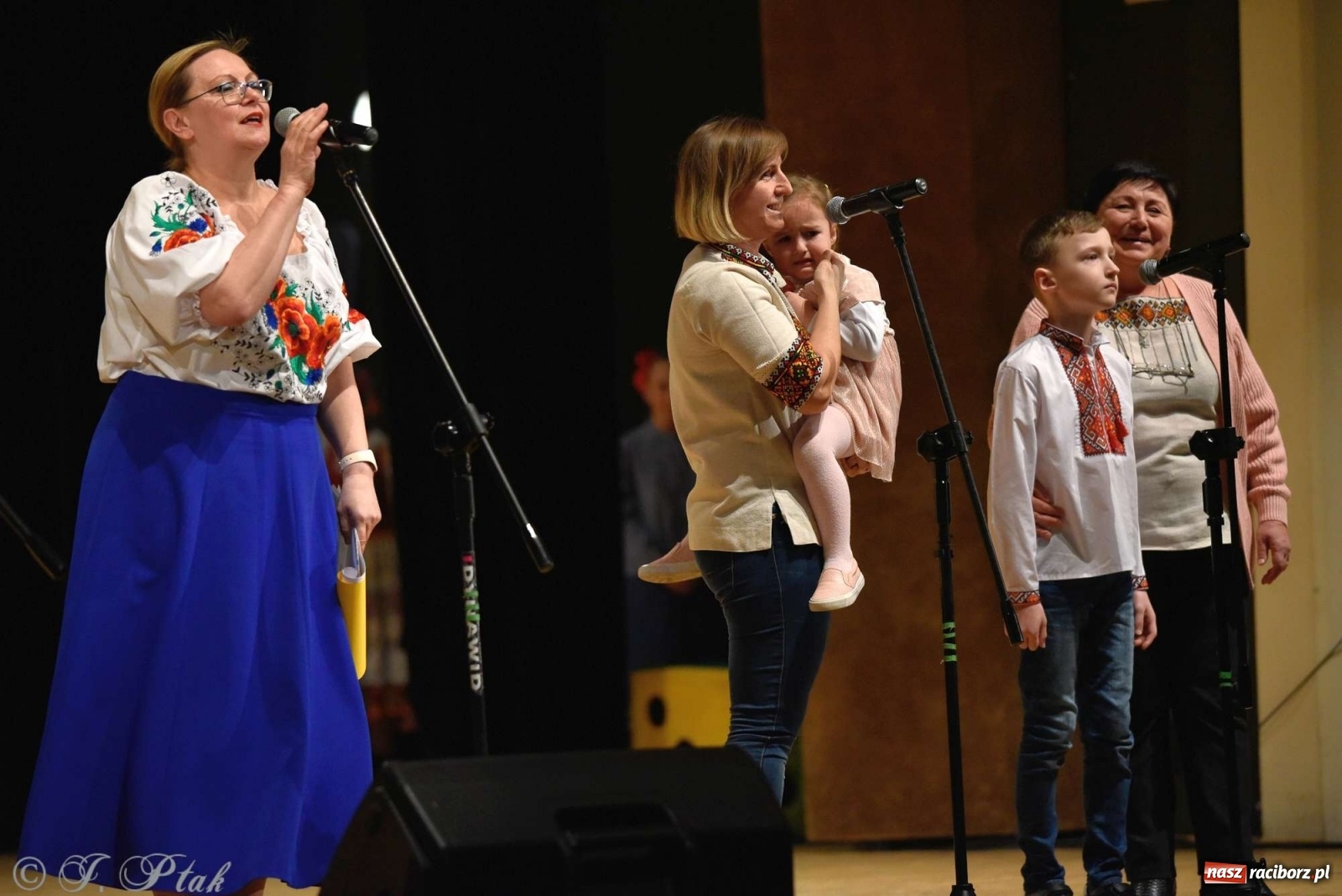 Zdjęcie w galerii na portalu naszraciborz.pl: Zespoły Źródła w koncercie charytatywnym na rzecz Kamilka wiadomości z regionu