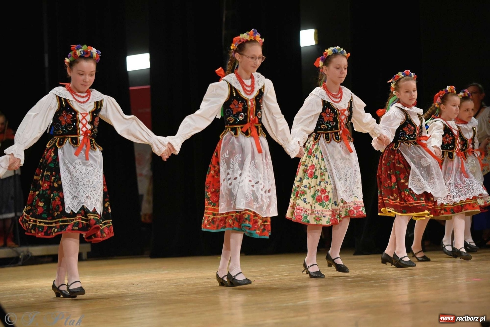 Zdjęcie w galerii na portalu naszraciborz.pl: Zespoły Źródła w koncercie charytatywnym na rzecz Kamilka wiadomości z regionu