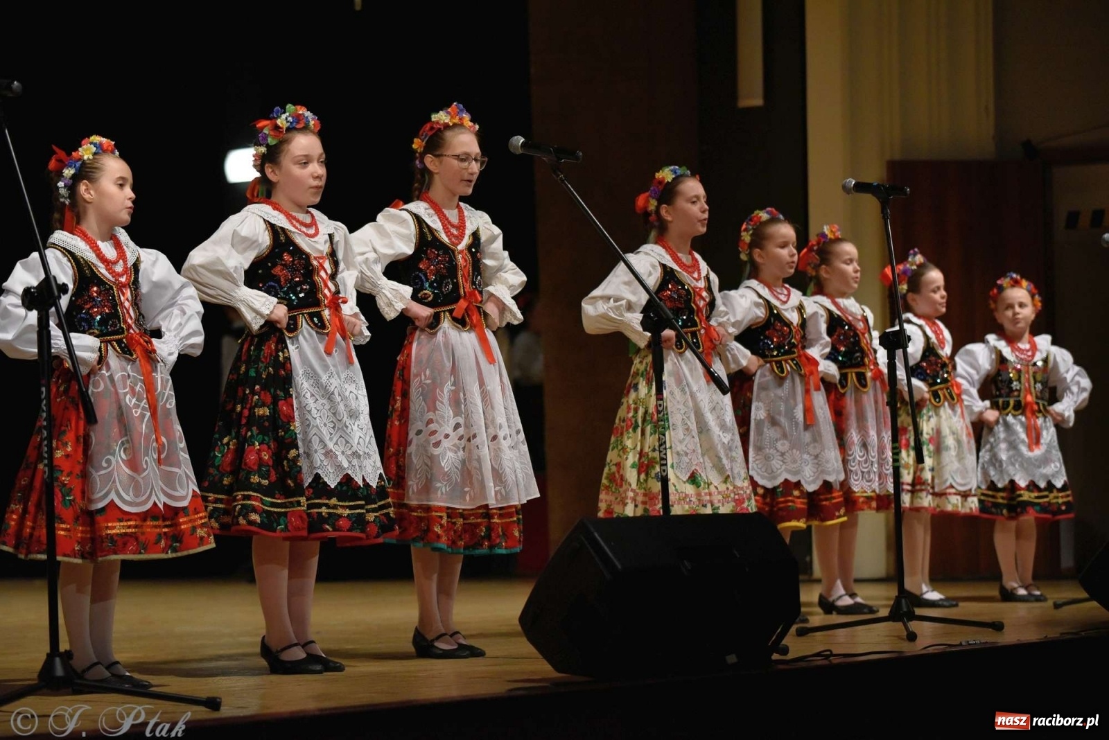 Zdjęcie w galerii na portalu naszraciborz.pl: Zespoły Źródła w koncercie charytatywnym na rzecz Kamilka wiadomości z regionu