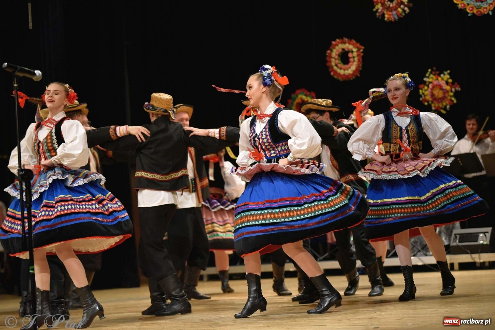 Zdjęcie w galerii na portalu naszraciborz.pl: Zespoły Źródła w koncercie charytatywnym na rzecz Kamilka wiadomości z regionu