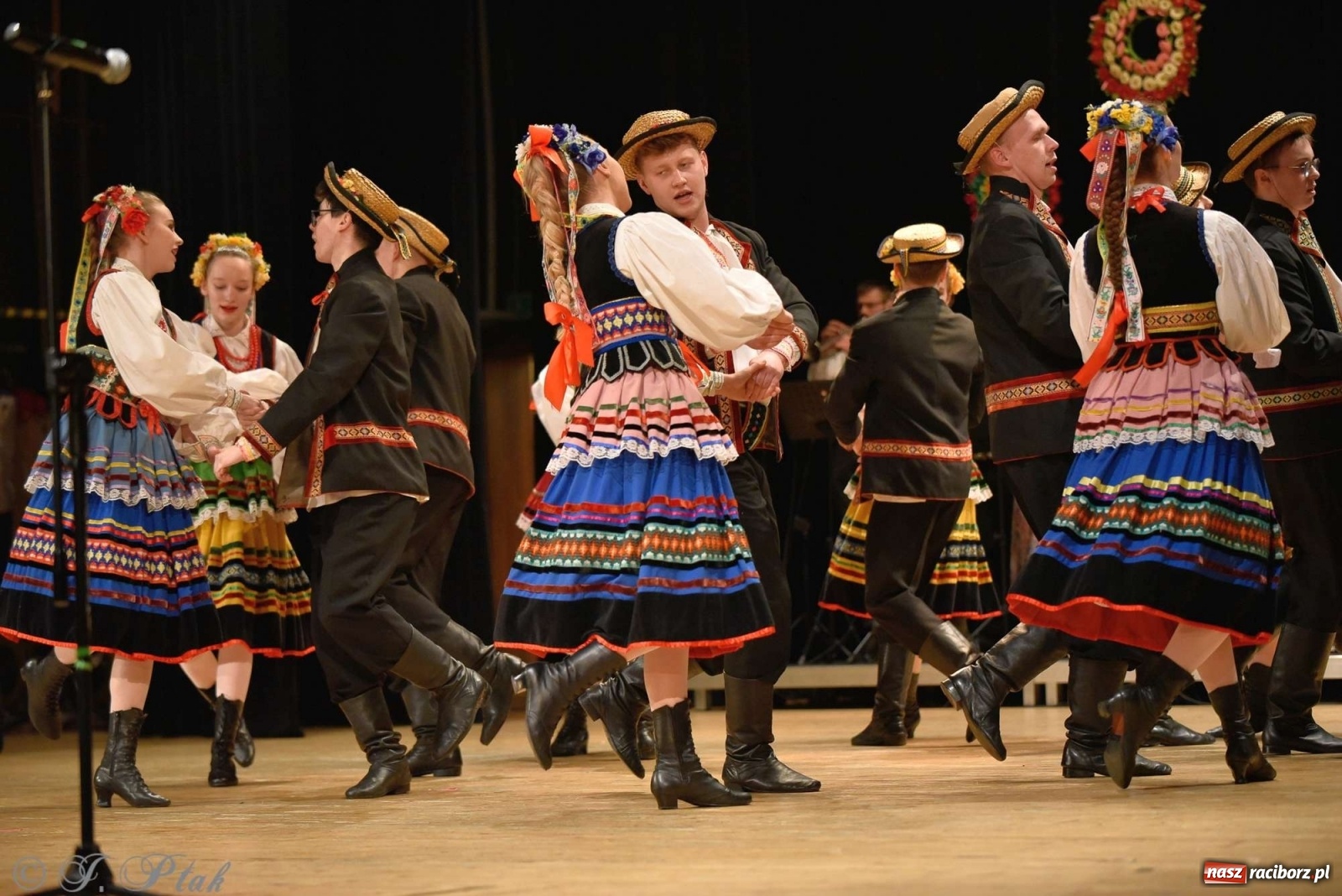 Zdjęcie w galerii na portalu naszraciborz.pl: Zespoły Źródła w koncercie charytatywnym na rzecz Kamilka wiadomości z regionu