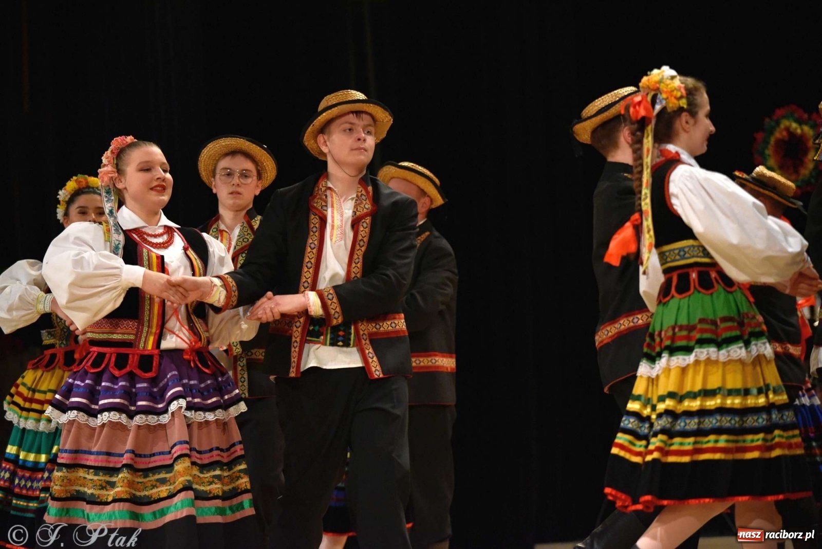 Zdjęcie w galerii na portalu naszraciborz.pl: Zespoły Źródła w koncercie charytatywnym na rzecz Kamilka wiadomości z regionu