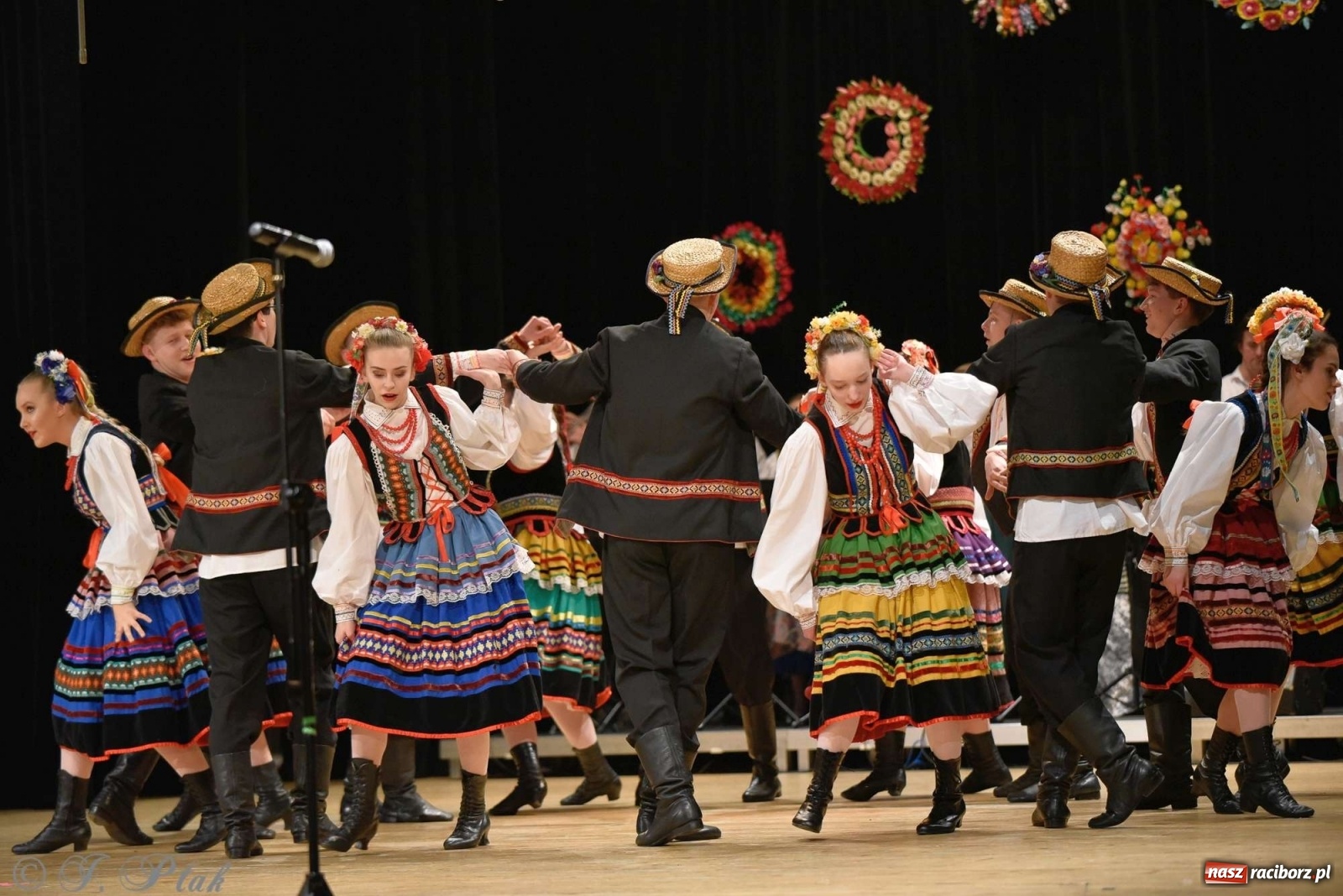 Zdjęcie w galerii na portalu naszraciborz.pl: Zespoły Źródła w koncercie charytatywnym na rzecz Kamilka wiadomości z regionu