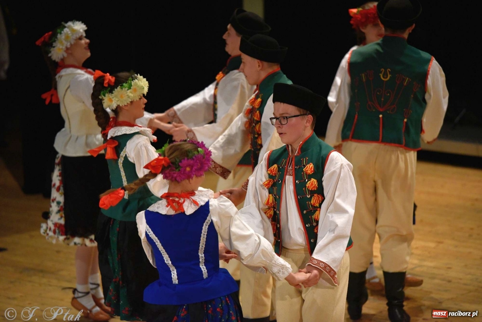 Zdjęcie w galerii na portalu naszraciborz.pl: Zespoły Źródła w koncercie charytatywnym na rzecz Kamilka wiadomości z regionu