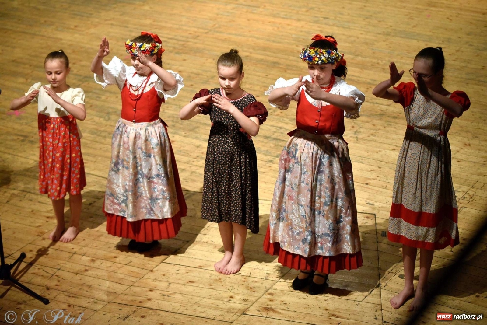 Zdjęcie w galerii na portalu naszraciborz.pl: Zespoły Źródła w koncercie charytatywnym na rzecz Kamilka wiadomości z regionu