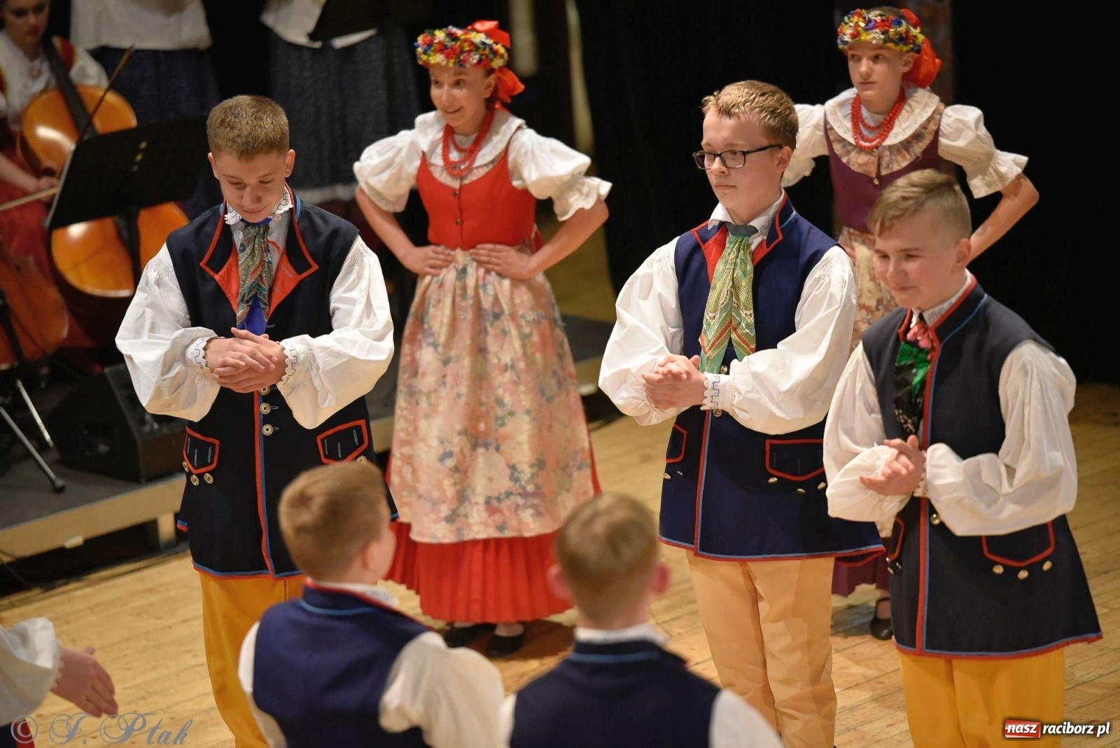 Zdjęcie w galerii na portalu naszraciborz.pl: Zespoły Źródła w koncercie charytatywnym na rzecz Kamilka wiadomości z regionu