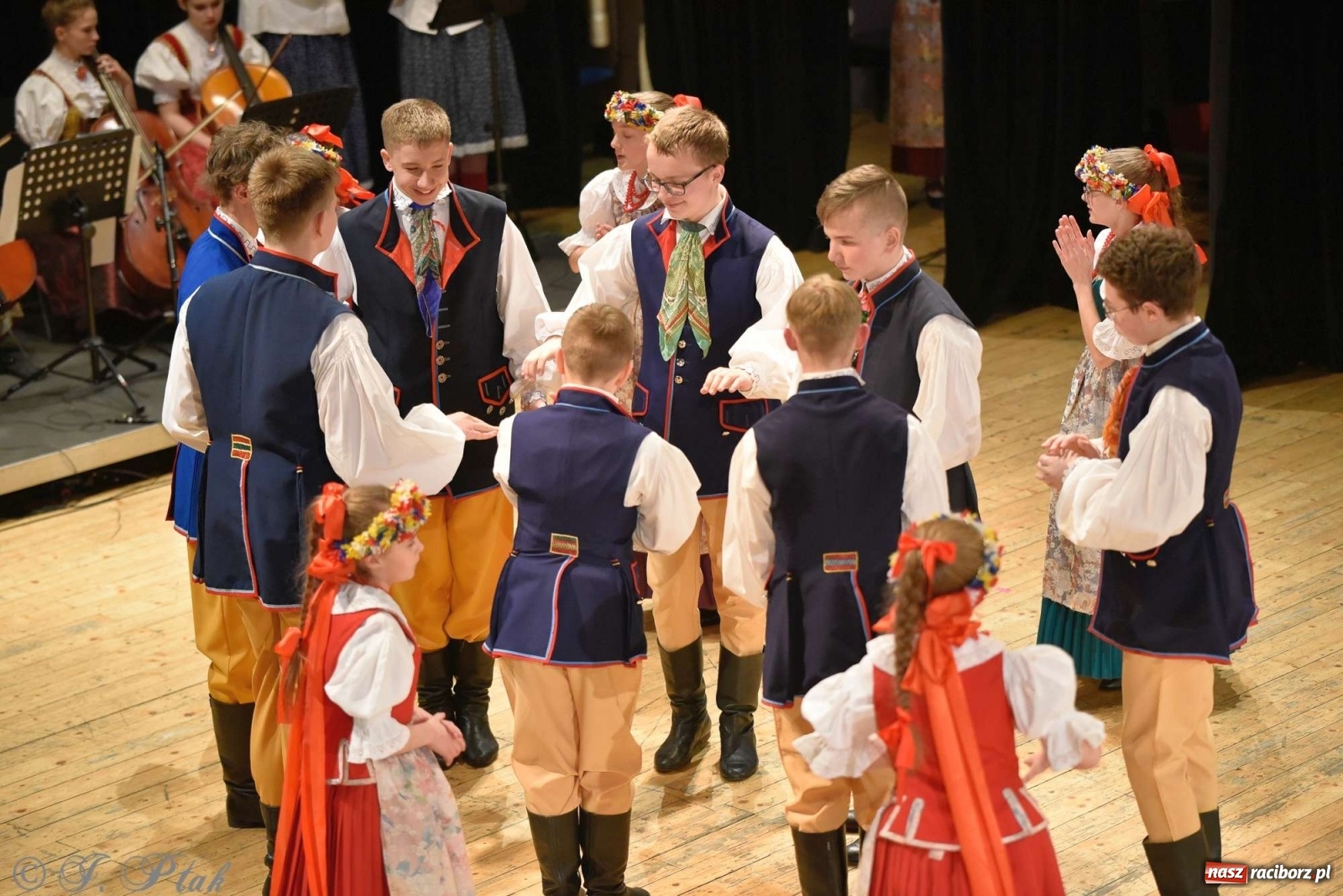 Zdjęcie w galerii na portalu naszraciborz.pl: Zespoły Źródła w koncercie charytatywnym na rzecz Kamilka wiadomości z regionu