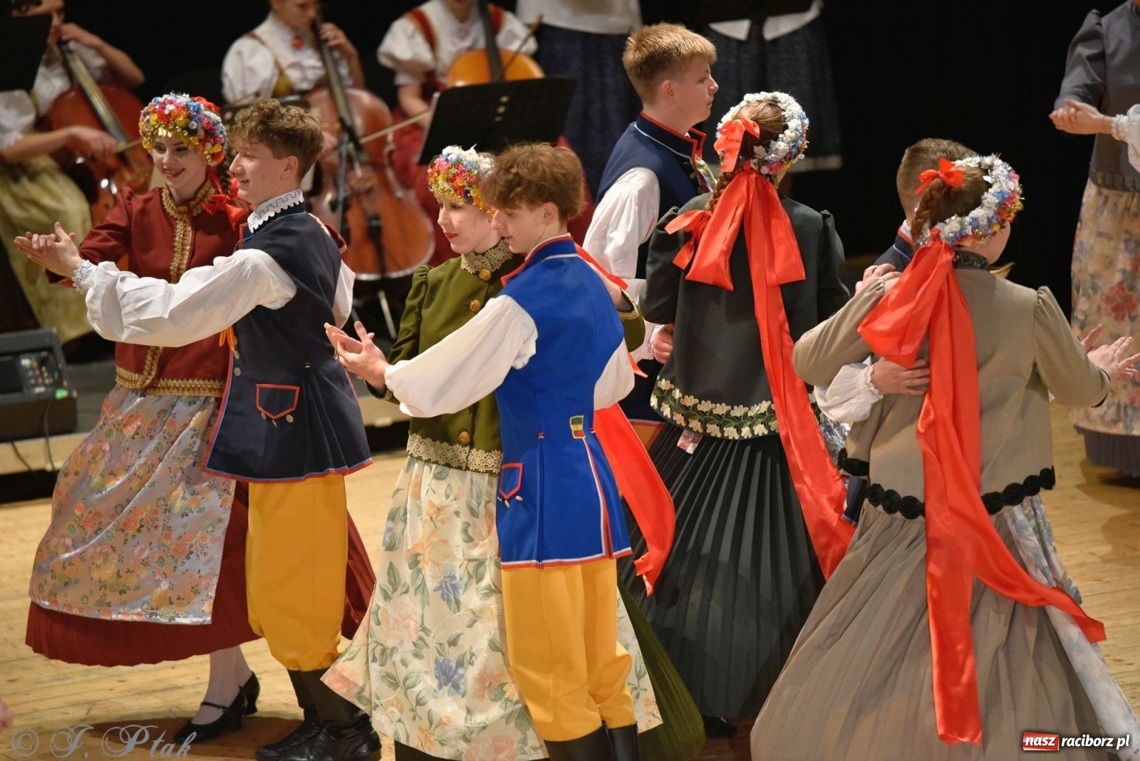 Zdjęcie w galerii na portalu naszraciborz.pl: Zespoły Źródła w koncercie charytatywnym na rzecz Kamilka wiadomości z regionu