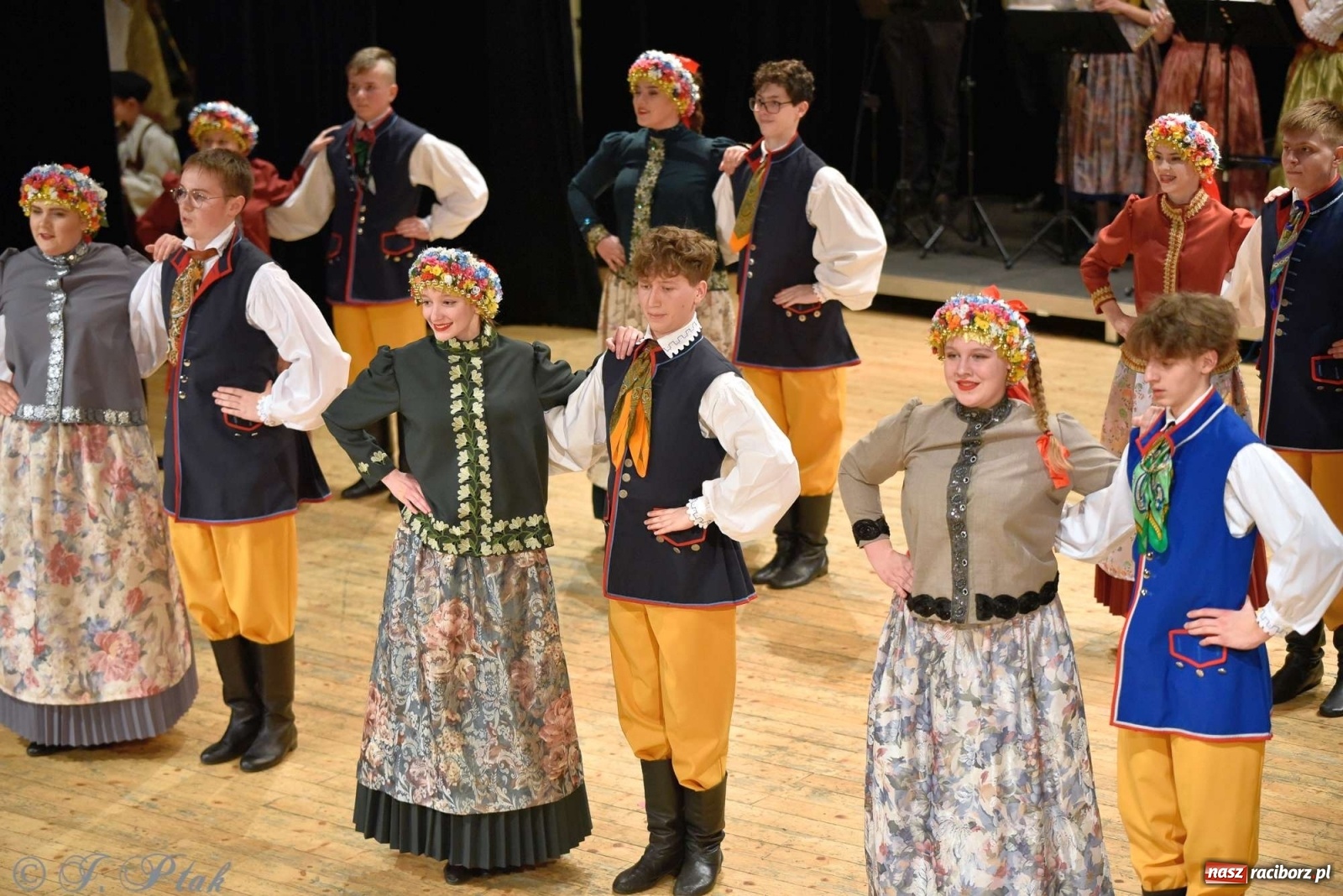 Zdjęcie w galerii na portalu naszraciborz.pl: Zespoły Źródła w koncercie charytatywnym na rzecz Kamilka wiadomości z regionu