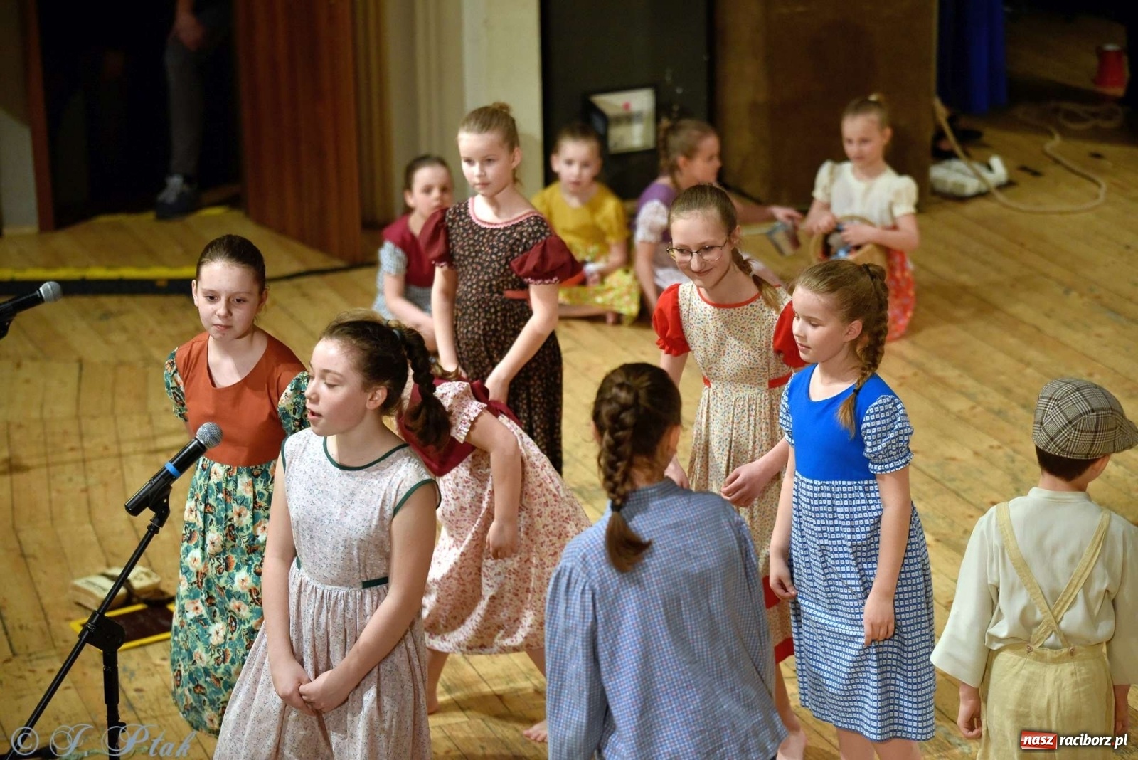 Zdjęcie w galerii na portalu naszraciborz.pl: Zespoły Źródła w koncercie charytatywnym na rzecz Kamilka wiadomości z regionu