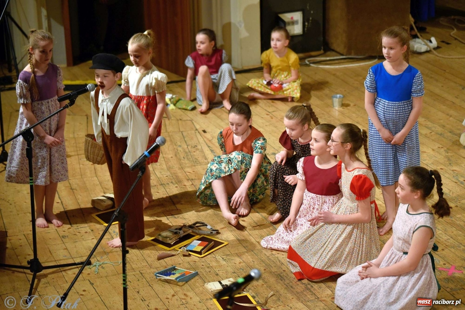 Zdjęcie w galerii na portalu naszraciborz.pl: Zespoły Źródła w koncercie charytatywnym na rzecz Kamilka wiadomości z regionu