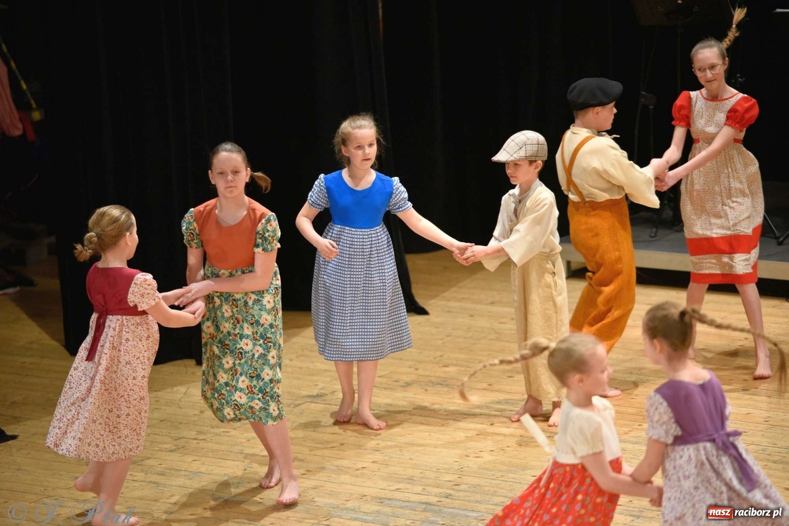 Zdjęcie w galerii na portalu naszraciborz.pl: Zespoły Źródła w koncercie charytatywnym na rzecz Kamilka wiadomości z regionu