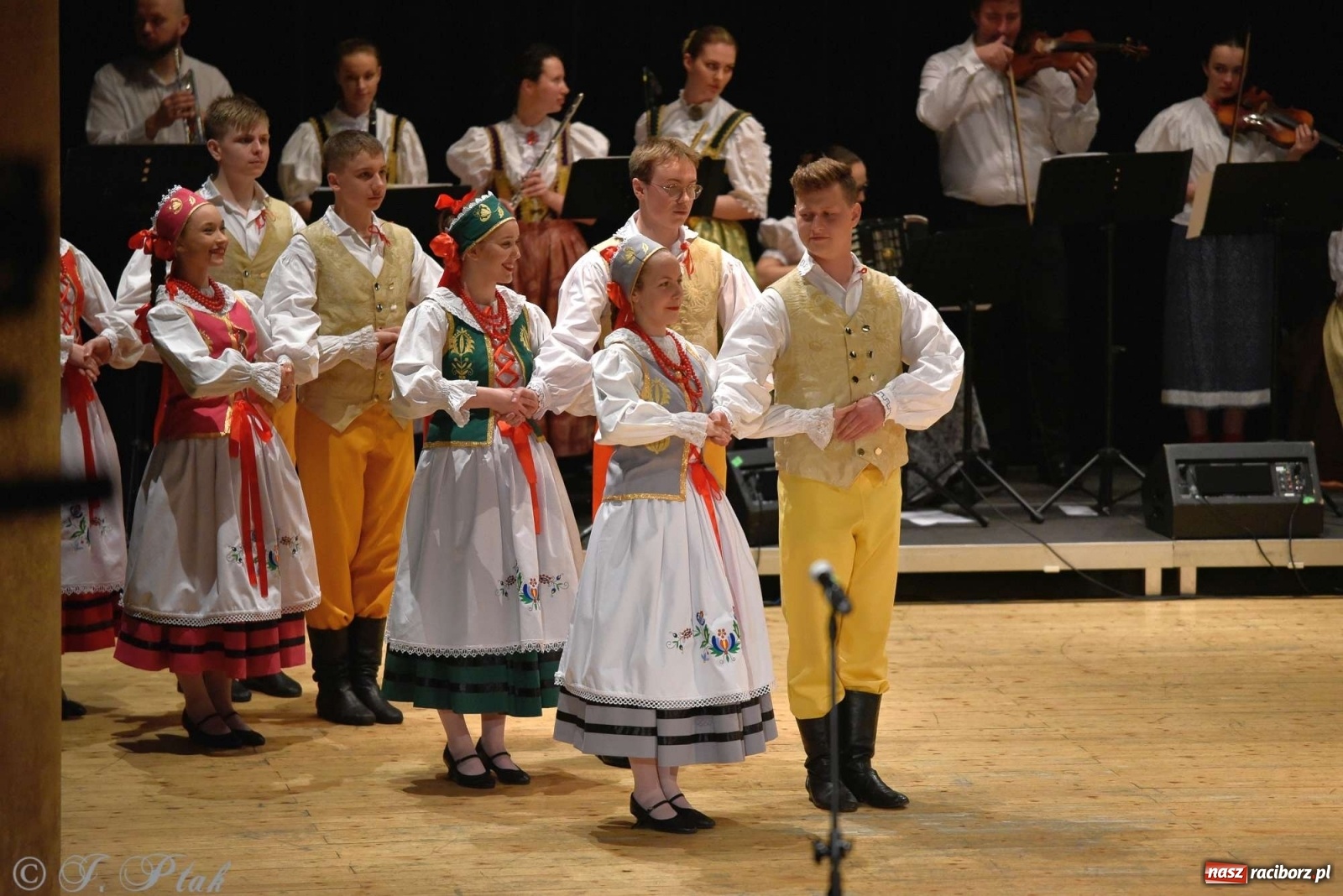 Zdjęcie w galerii na portalu naszraciborz.pl: Zespoły Źródła w koncercie charytatywnym na rzecz Kamilka wiadomości z regionu