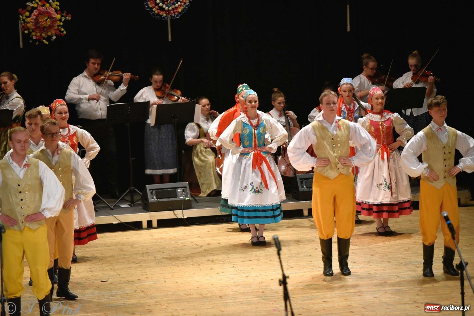 Zdjęcie w galerii na portalu naszraciborz.pl: Zespoły Źródła w koncercie charytatywnym na rzecz Kamilka wiadomości z regionu