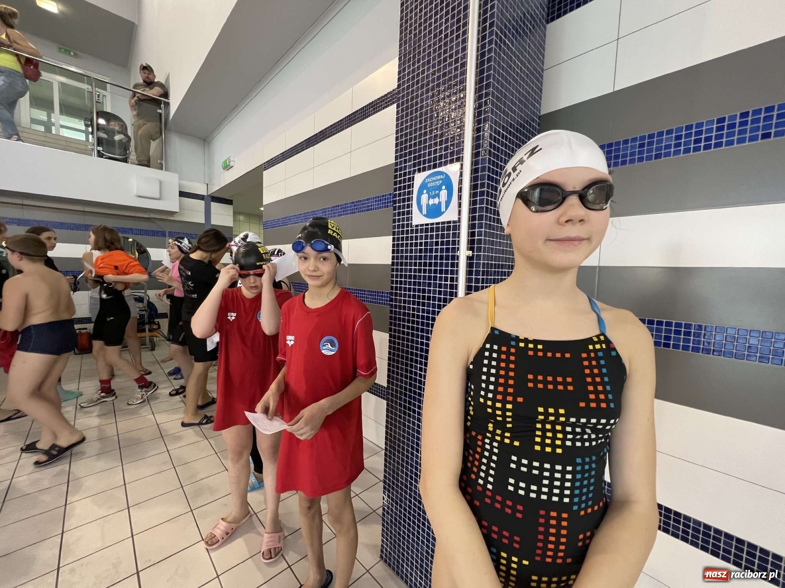 Zdjęcie w galerii na portalu naszraciborz.pl: Polsko-ukraińskie mistrzostwa Raciborza szkół w pływaniu wiadomości z regionu