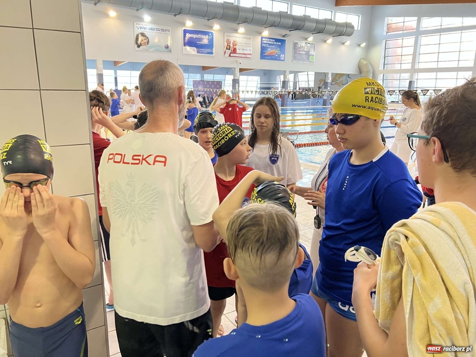 Zdjęcie w galerii na portalu naszraciborz.pl: Polsko-ukraińskie mistrzostwa Raciborza szkół w pływaniu wiadomości z regionu