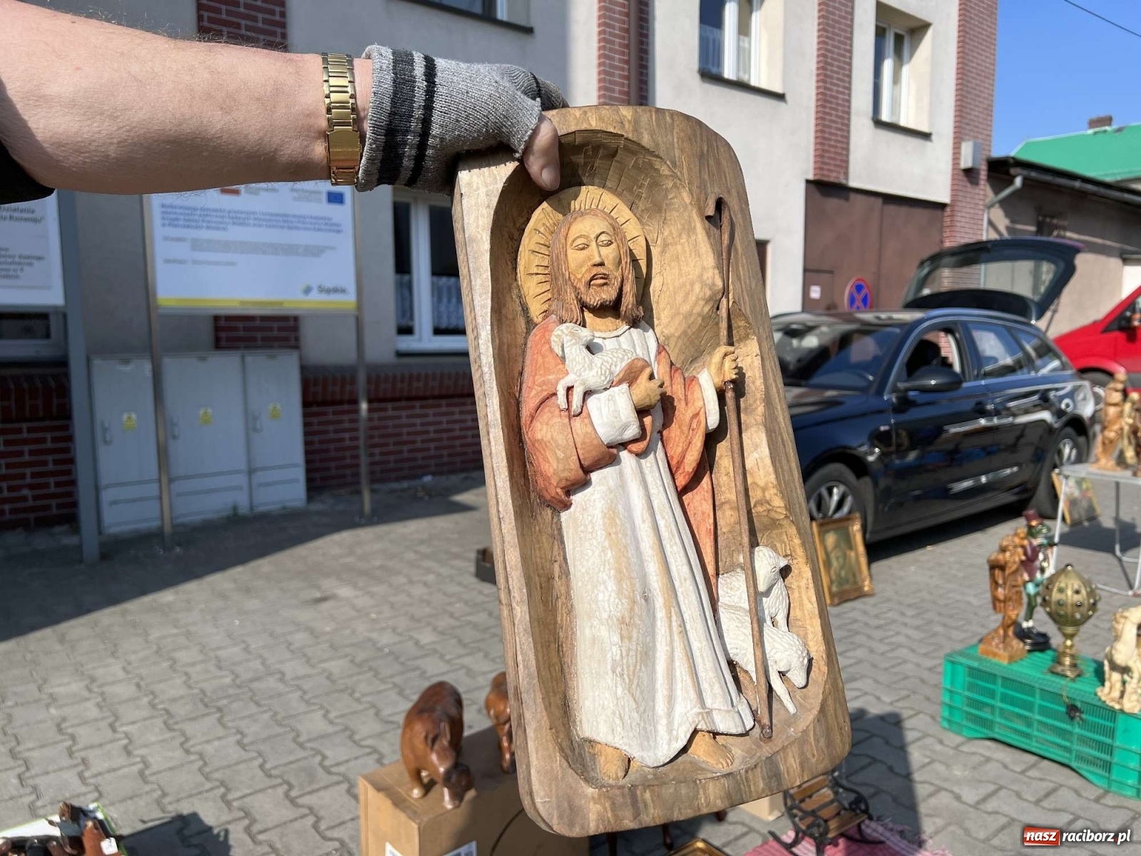 Zdjęcie w galerii na portalu naszraciborz.pl: Wojna w Ukrainie odbiła się na handlu starociami wiadomości z regionu