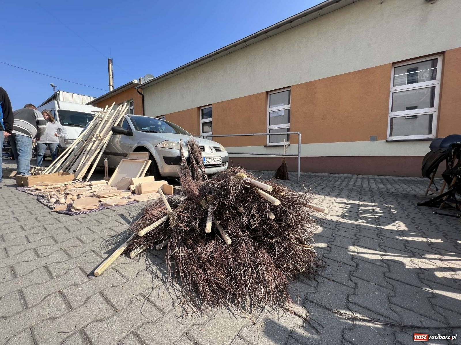 Zdjęcie w galerii na portalu naszraciborz.pl: Wojna w Ukrainie odbiła się na handlu starociami wiadomości z regionu