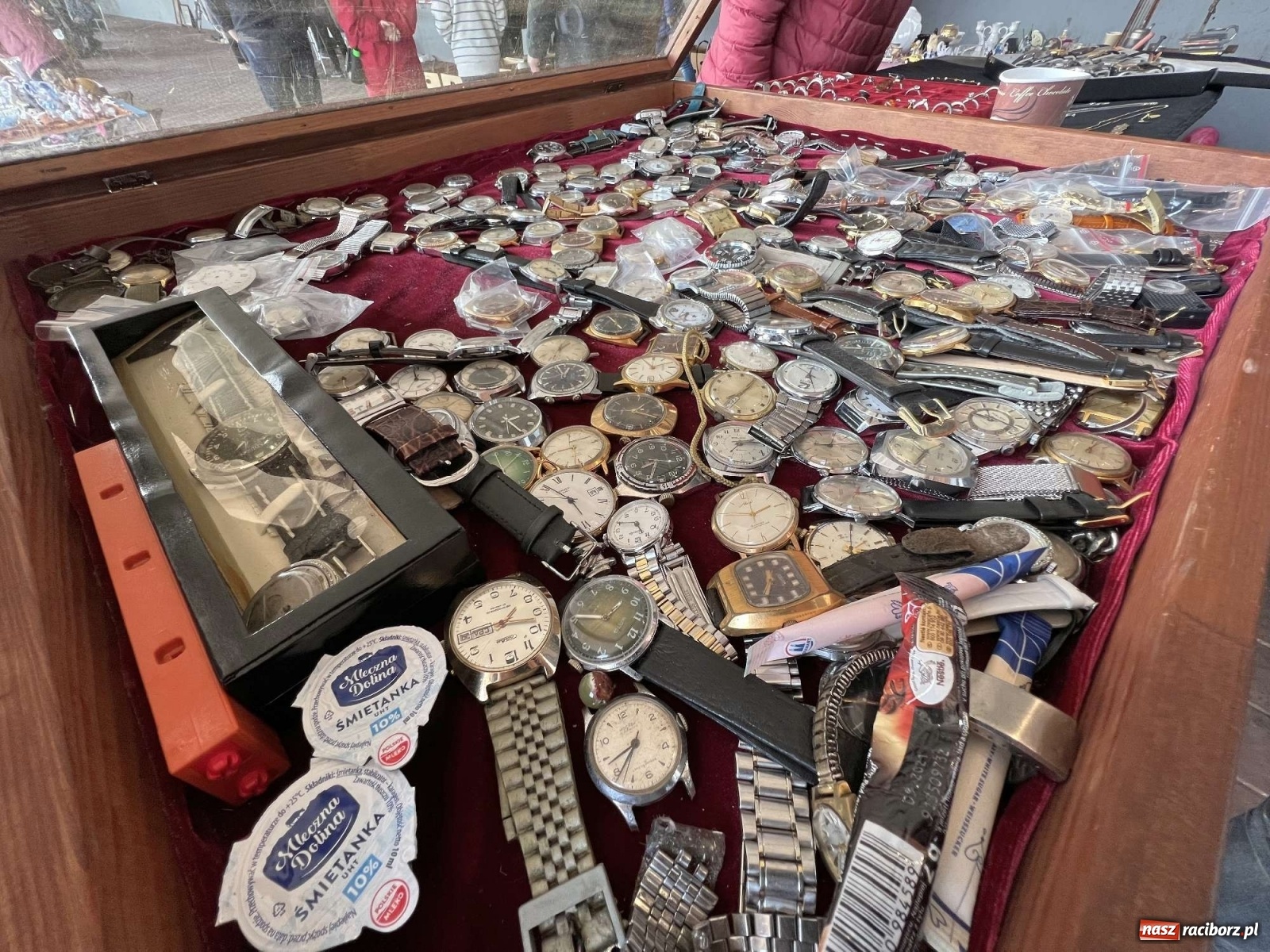 Zdjęcie w galerii na portalu naszraciborz.pl: Wojna w Ukrainie odbiła się na handlu starociami wiadomości z regionu