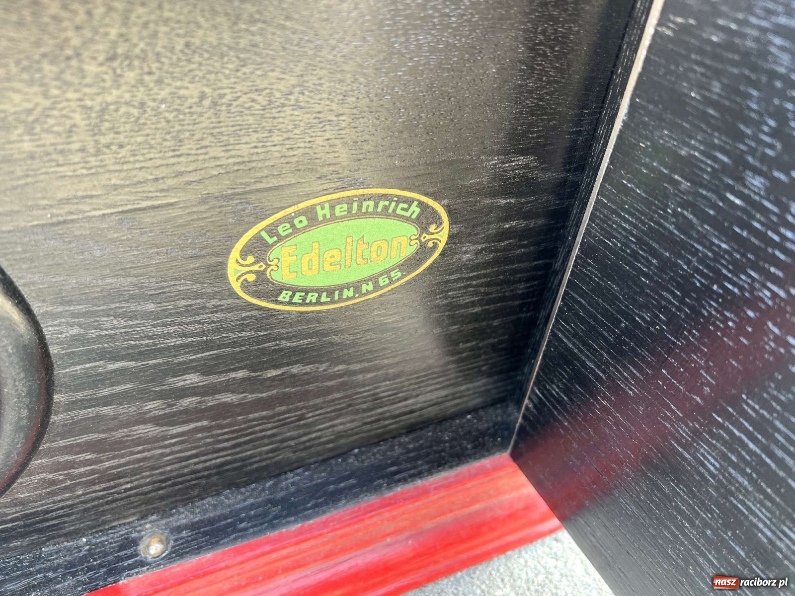 Zdjęcie w galerii na portalu naszraciborz.pl: Wojna w Ukrainie odbiła się na handlu starociami wiadomości z regionu