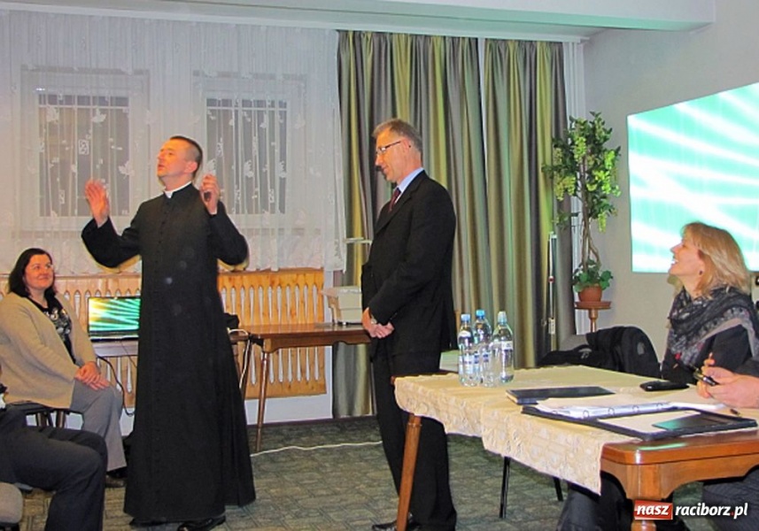 Zdjęcie w galerii na portalu naszraciborz.pl: Z Podmiejską trzeba zrobić porządek... wiadomości z regionu