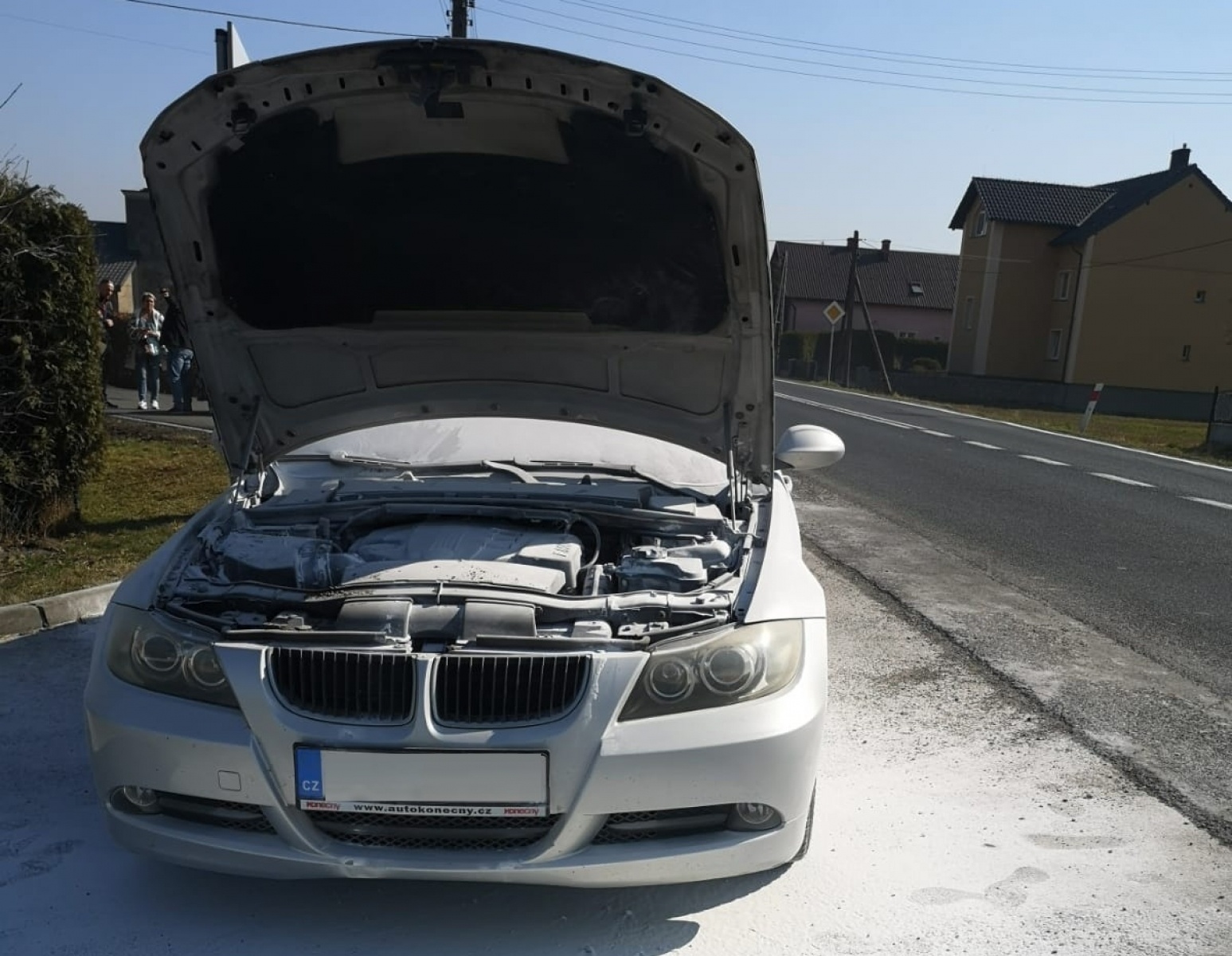 Zdjęcie w galerii na portalu naszraciborz.pl: Potężny smród i niespodziewana przyczyna pożaru BMW wiadomości z regionu