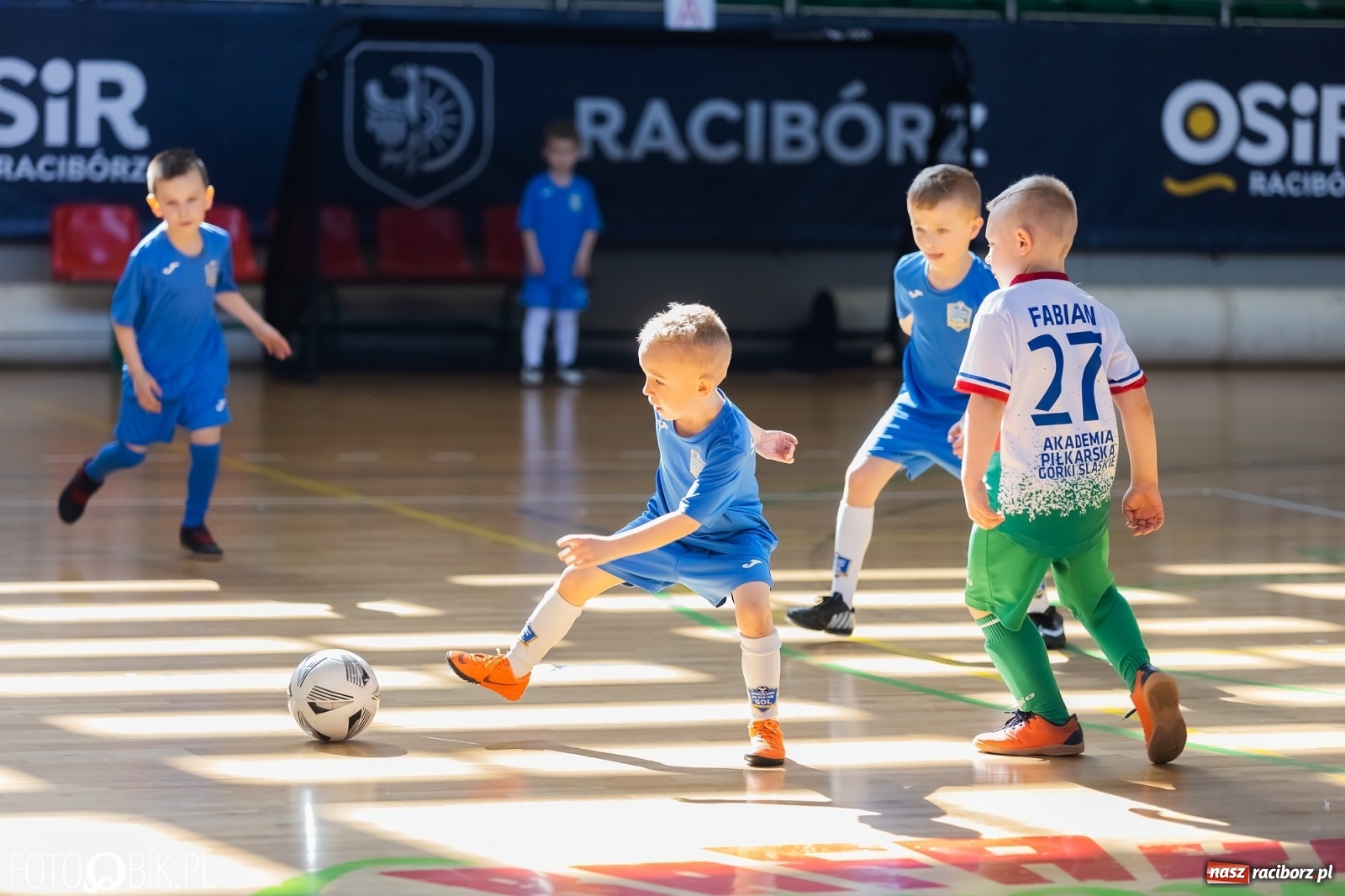 Zdjęcie w galerii na portalu naszraciborz.pl: Ślązak Cup 2022. Rywalizacja rocznika 2015 w Arenie Rafako [FOTO i WIDEO] wiadomości z regionu