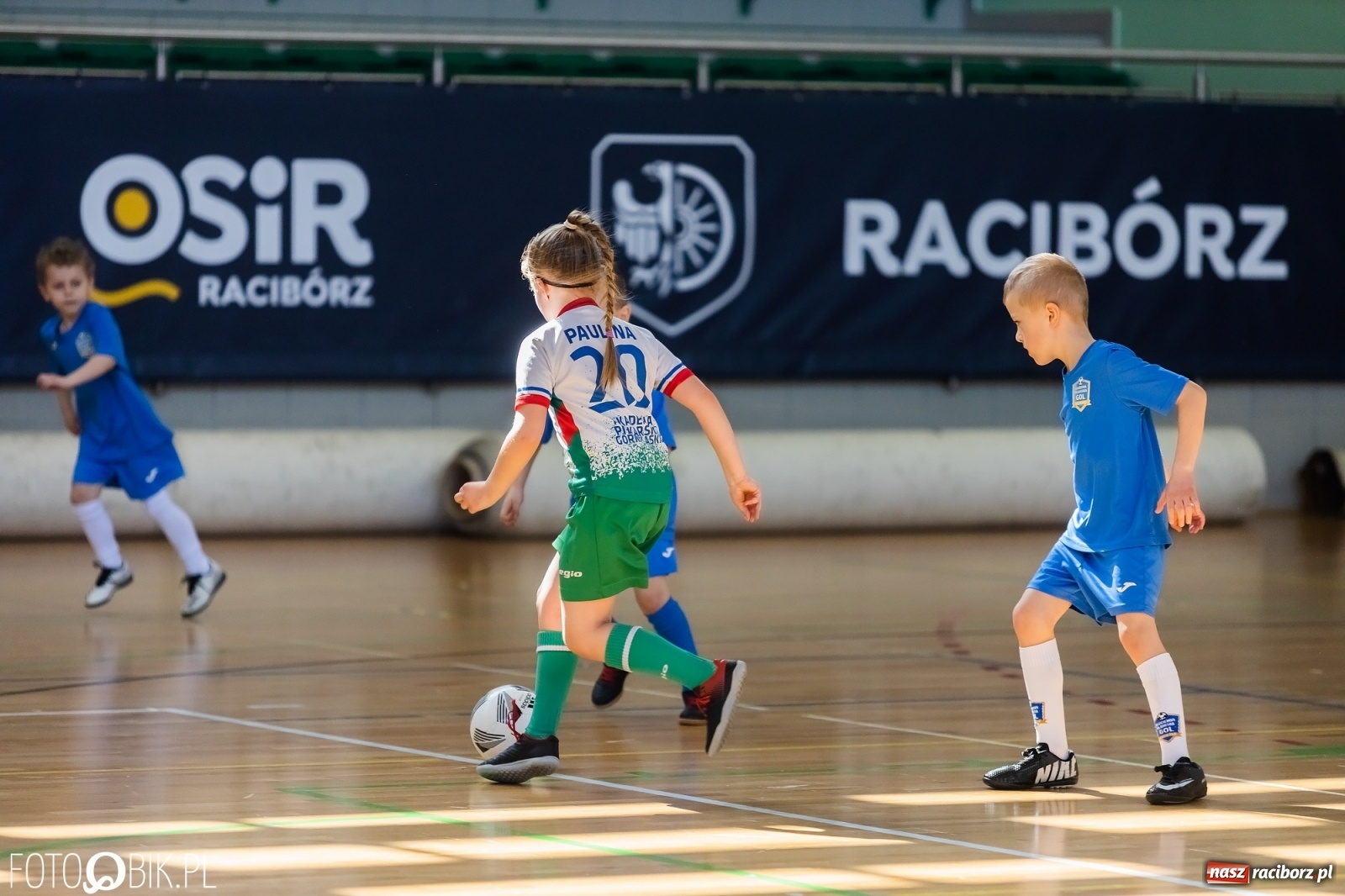 Zdjęcie w galerii na portalu naszraciborz.pl: Ślązak Cup 2022. Rywalizacja rocznika 2015 w Arenie Rafako [FOTO i WIDEO] wiadomości z regionu