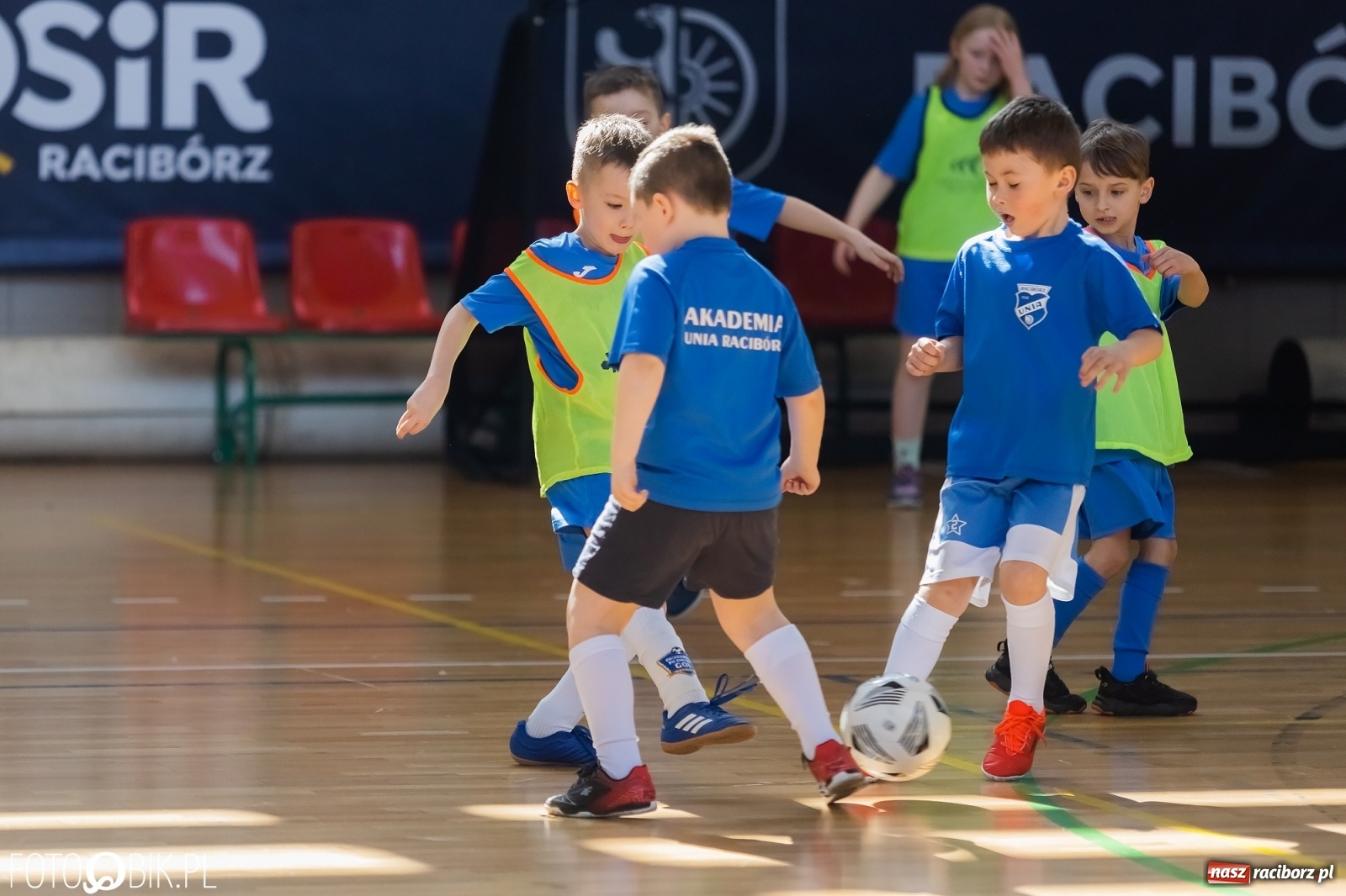 Zdjęcie w galerii na portalu naszraciborz.pl: Ślązak Cup 2022. Rywalizacja rocznika 2015 w Arenie Rafako [FOTO i WIDEO] wiadomości z regionu