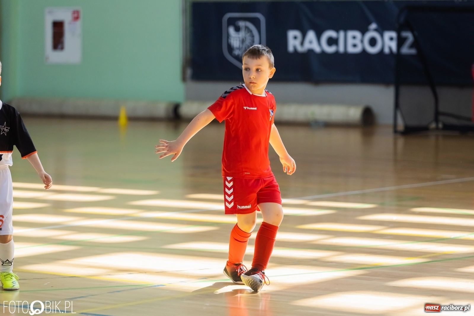 Zdjęcie w galerii na portalu naszraciborz.pl: Ślązak Cup 2022. Rywalizacja rocznika 2015 w Arenie Rafako [FOTO i WIDEO] wiadomości z regionu