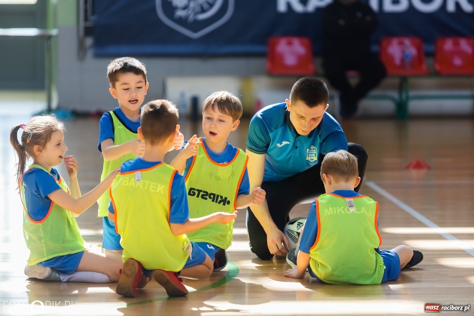 Zdjęcie w galerii na portalu naszraciborz.pl: Ślązak Cup 2022. Rywalizacja rocznika 2015 w Arenie Rafako [FOTO i WIDEO] wiadomości z regionu