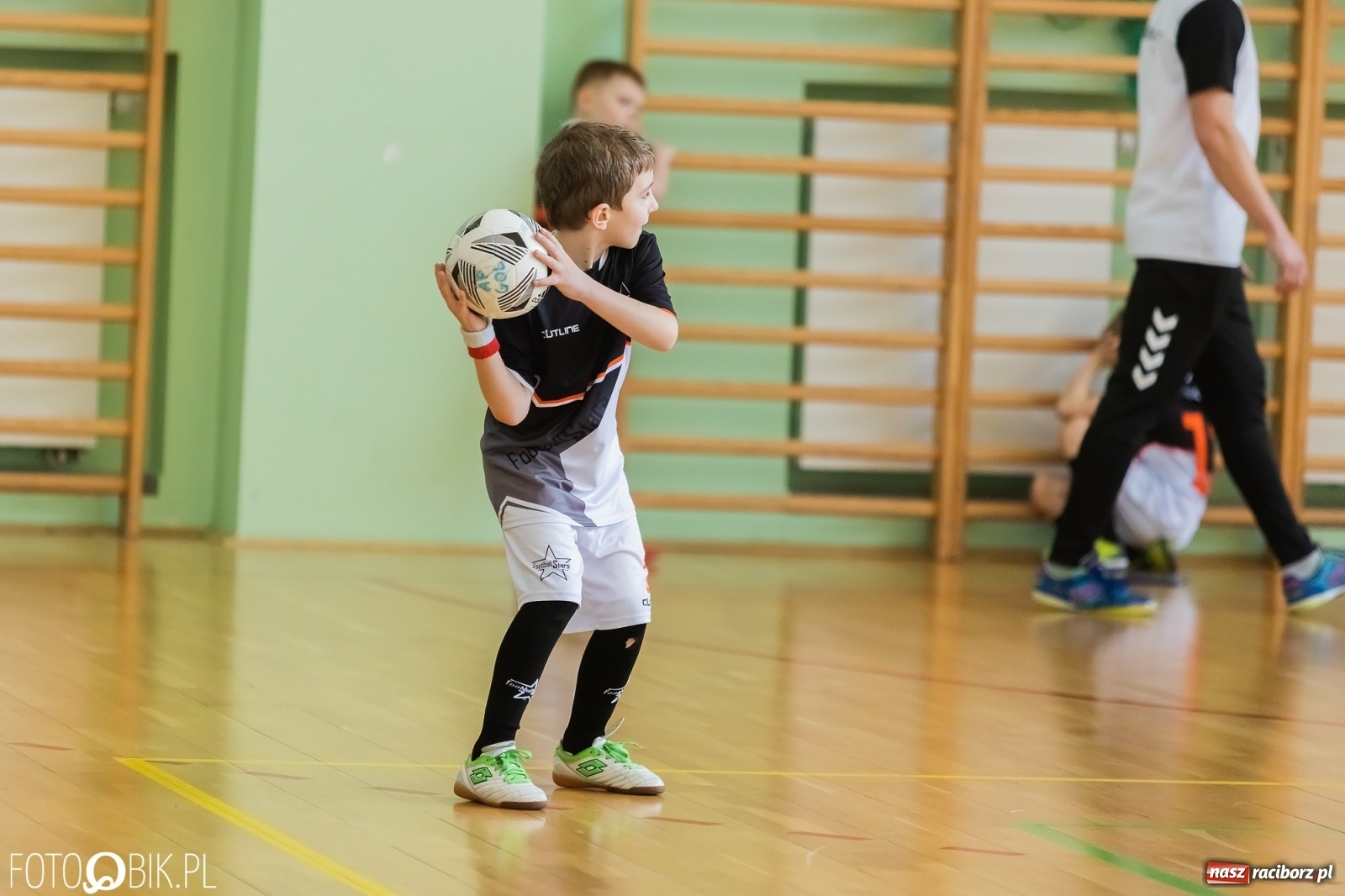 Zdjęcie w galerii na portalu naszraciborz.pl: Ślązak Cup 2022. Rywalizacja rocznika 2015 w Arenie Rafako [FOTO i WIDEO] wiadomości z regionu