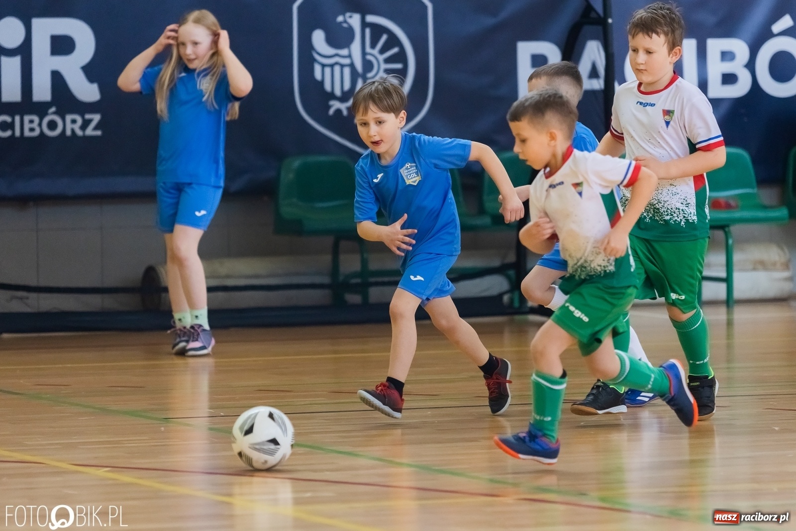 Zdjęcie w galerii na portalu naszraciborz.pl: Ślązak Cup 2022. Rywalizacja rocznika 2015 w Arenie Rafako [FOTO i WIDEO] wiadomości z regionu
