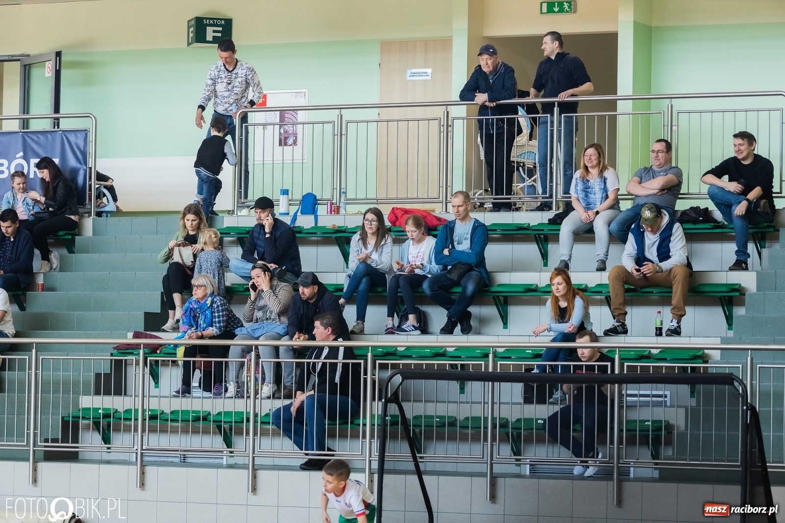 Zdjęcie w galerii na portalu naszraciborz.pl: Ślązak Cup 2022. Rywalizacja rocznika 2015 w Arenie Rafako [FOTO i WIDEO] wiadomości z regionu