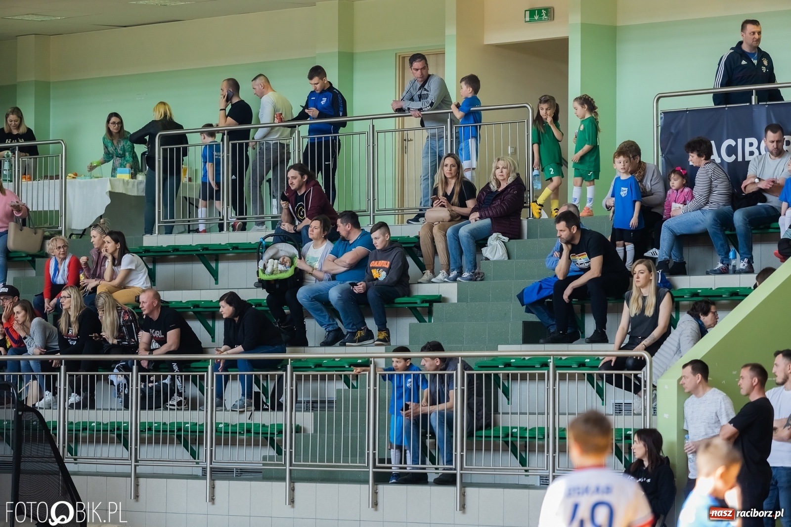 Zdjęcie w galerii na portalu naszraciborz.pl: Ślązak Cup 2022. Rywalizacja rocznika 2015 w Arenie Rafako [FOTO i WIDEO] wiadomości z regionu