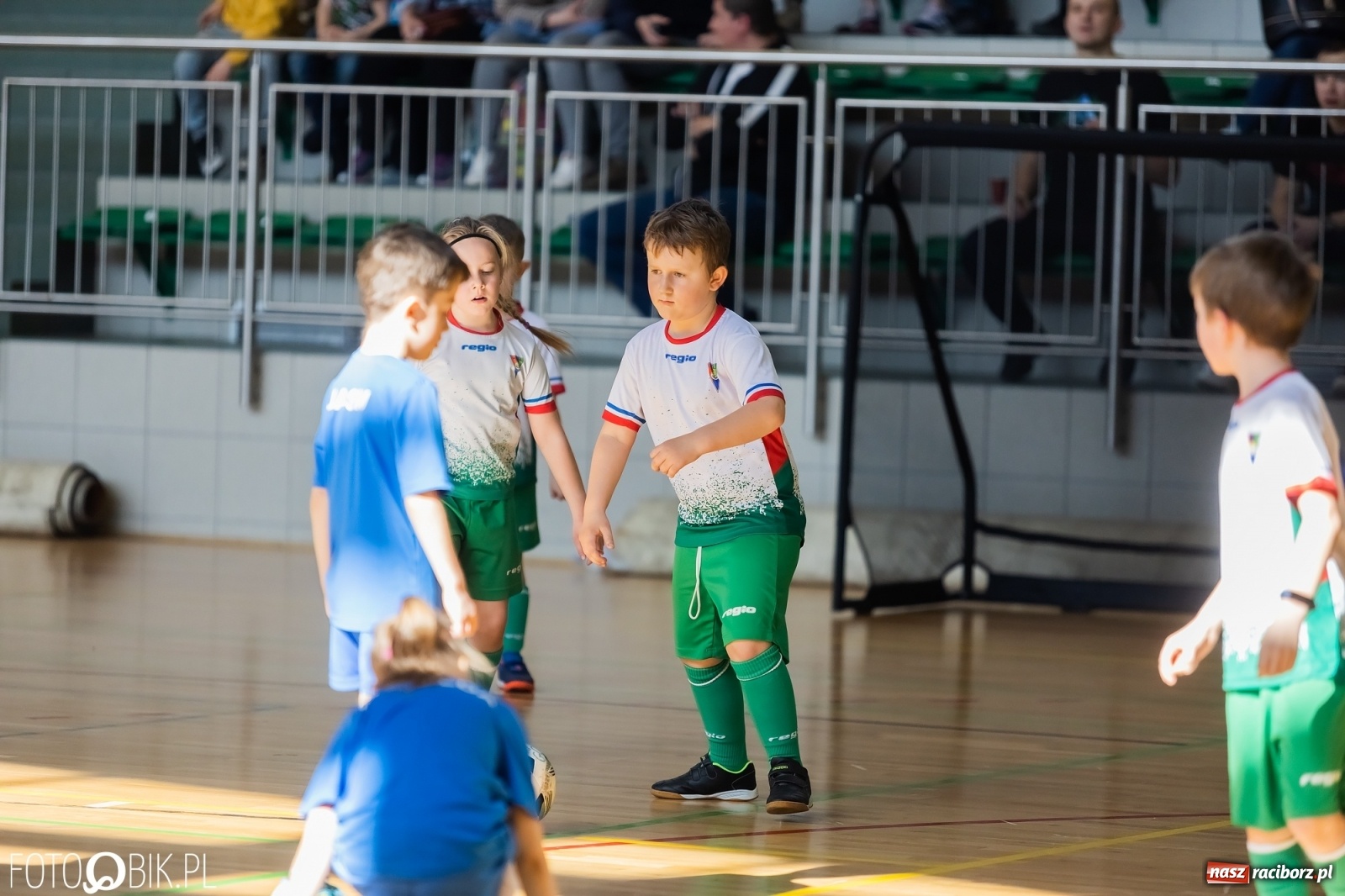 Zdjęcie w galerii na portalu naszraciborz.pl: Ślązak Cup 2022. Rywalizacja rocznika 2015 w Arenie Rafako [FOTO i WIDEO] wiadomości z regionu