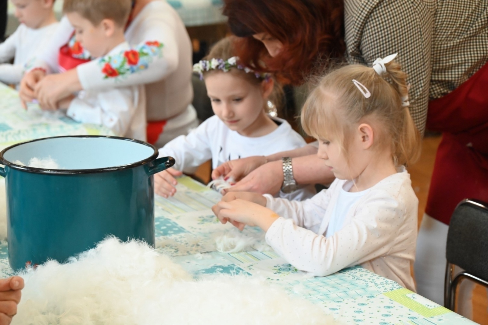 Zdjęcie w galerii na portalu naszraciborz.pl: Szkubanie piyrza było jak dziś grupa na facebooku wiadomości z regionu