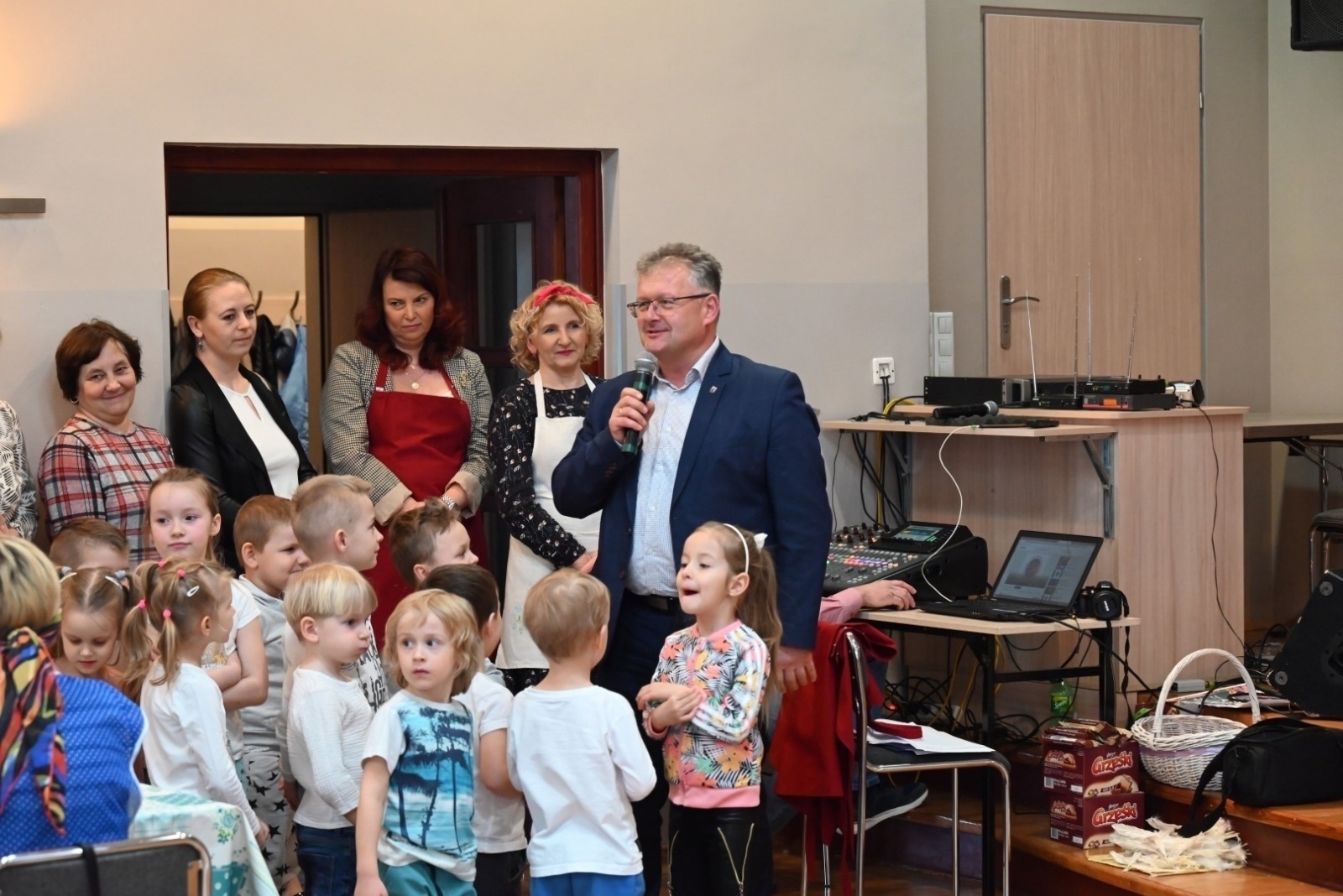 Zdjęcie w galerii na portalu naszraciborz.pl: Szkubanie piyrza było jak dziś grupa na facebooku wiadomości z regionu