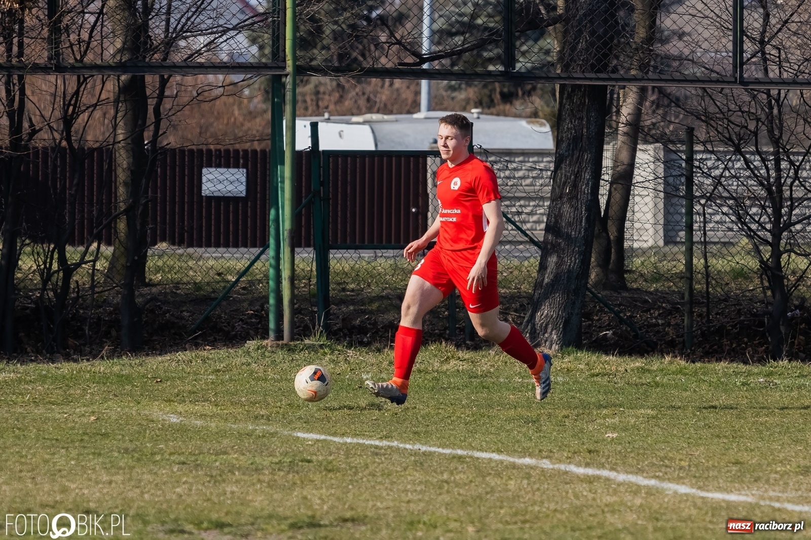 Zdjęcie w galerii na portalu naszraciborz.pl: Sześć goli na Płoni. Faworyt nie zawiódł [FOTO] wiadomości z regionu