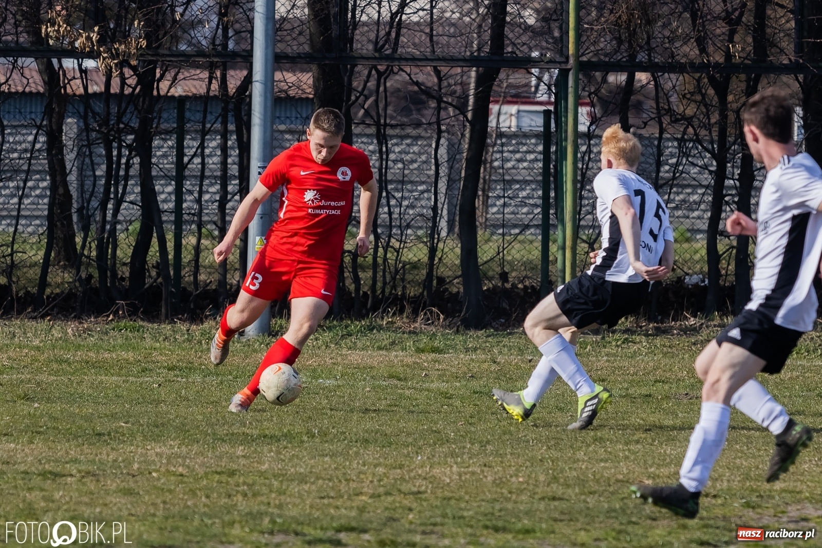 Zdjęcie w galerii na portalu naszraciborz.pl: Sześć goli na Płoni. Faworyt nie zawiódł [FOTO] wiadomości z regionu