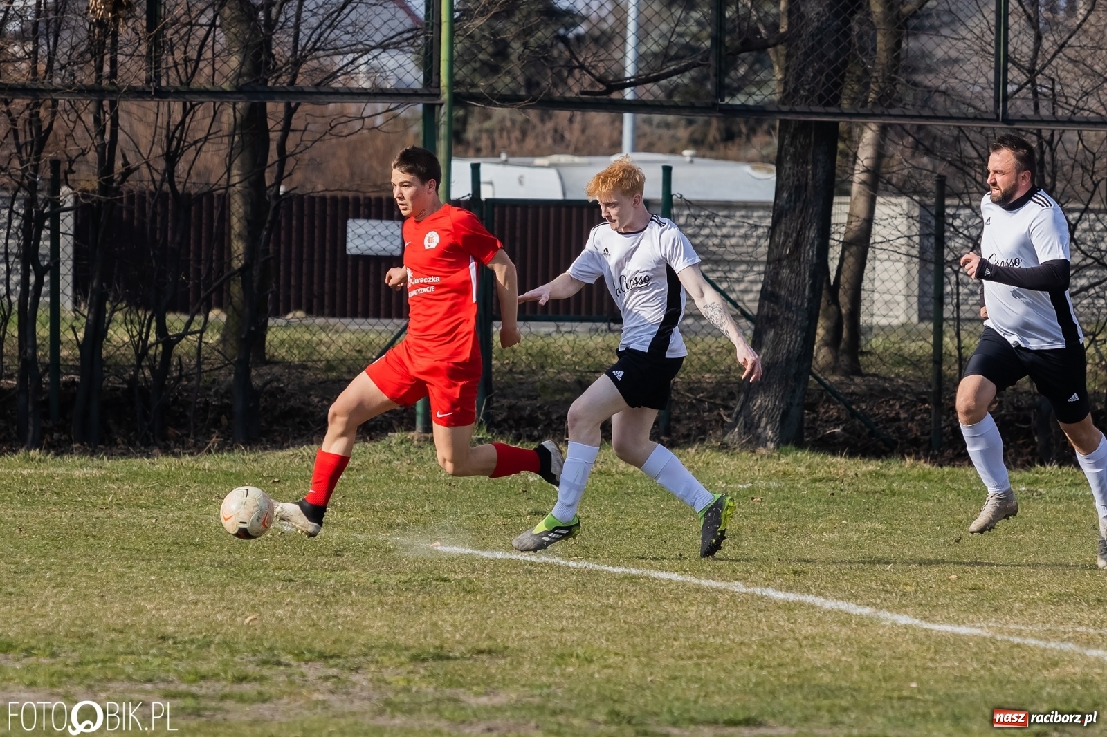 Zdjęcie w galerii na portalu naszraciborz.pl: Sześć goli na Płoni. Faworyt nie zawiódł [FOTO] wiadomości z regionu