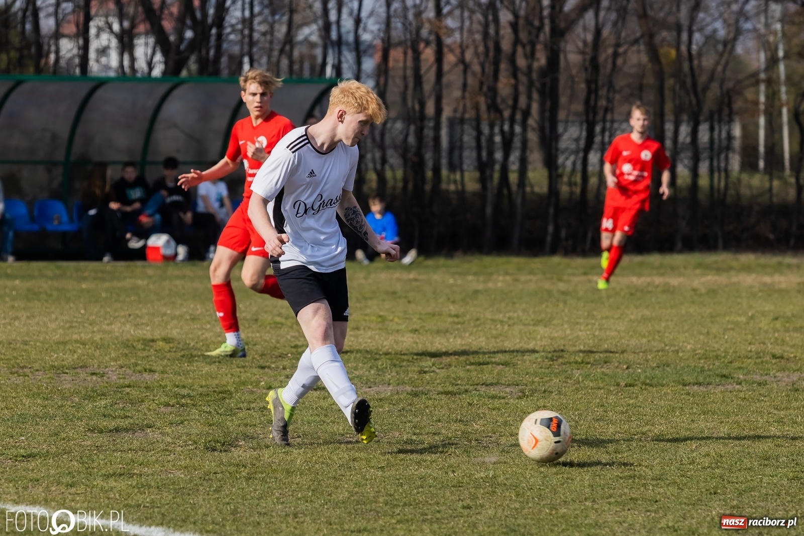 Zdjęcie w galerii na portalu naszraciborz.pl: Sześć goli na Płoni. Faworyt nie zawiódł [FOTO] wiadomości z regionu